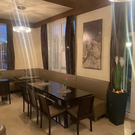 Hotel Michael 3*