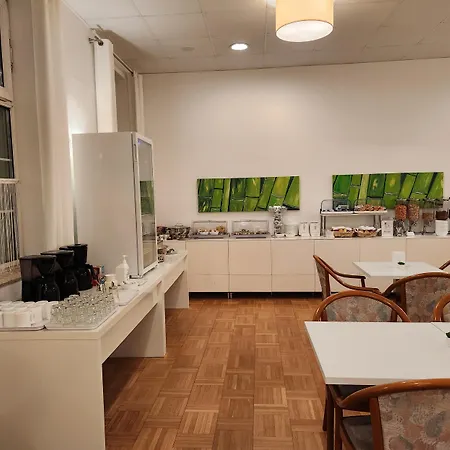 Michael Hotel 3*