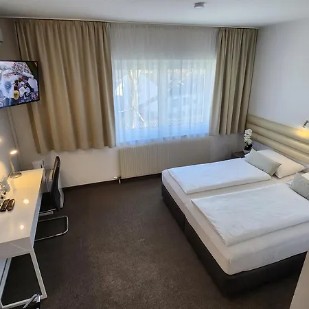 Michael Hotel 3*