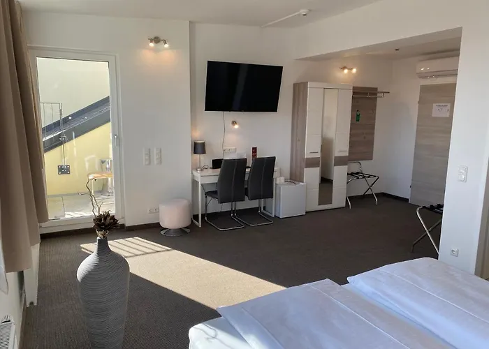 Michael 3* Gerasdorf bei Wien