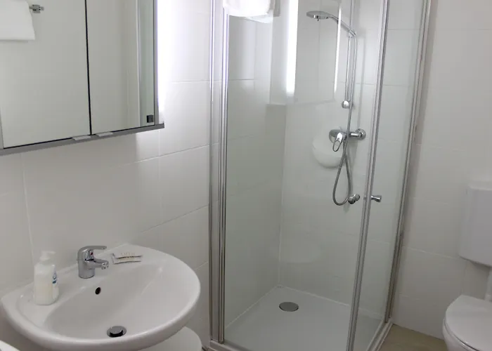 Michael 3* Gerasdorf bei Wien